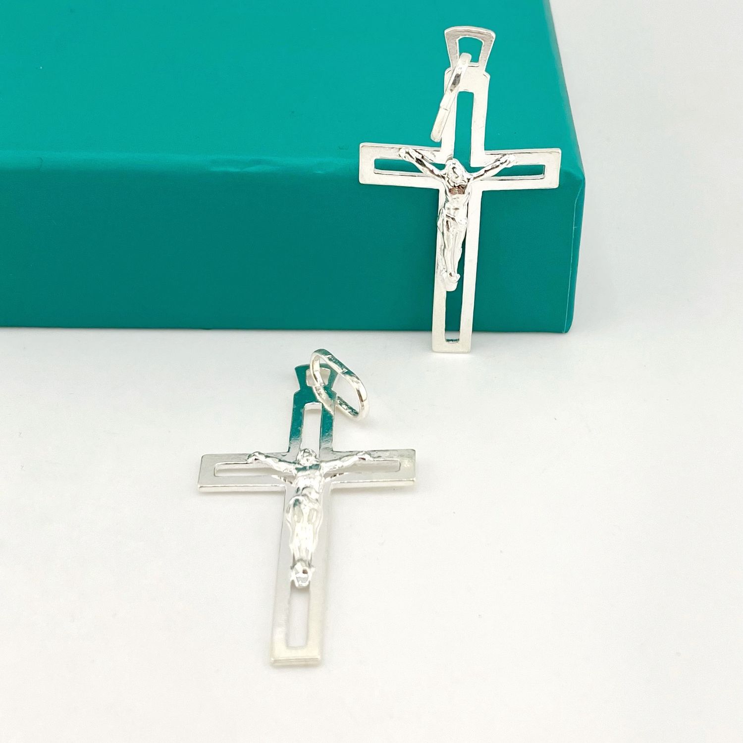 Dije Cruz con Cristo