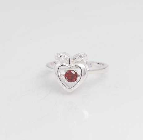 ANILLO FORMA DE CORAZON CON ZIRCONIA COLGANTE