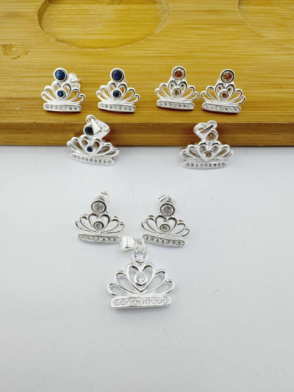Conjunto corona