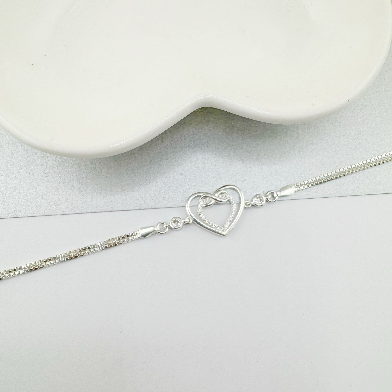 Pulsera corazón con infinito
