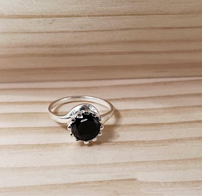 Anillo elegante