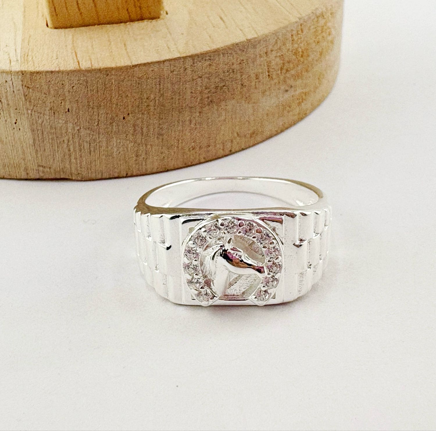 Anillo herradura, caballo