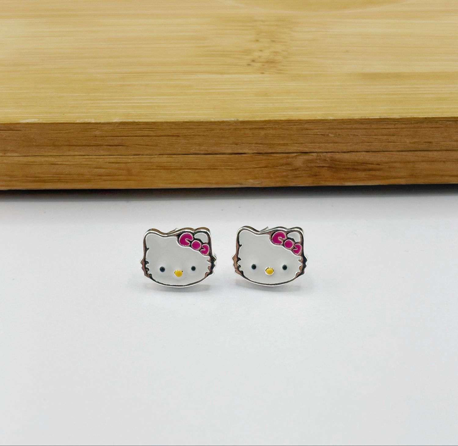 Aretes hello kitty