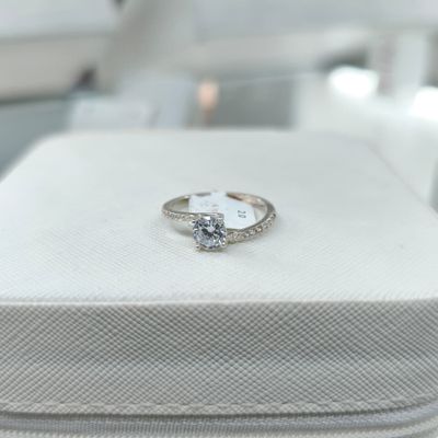 Anillo de compromiso