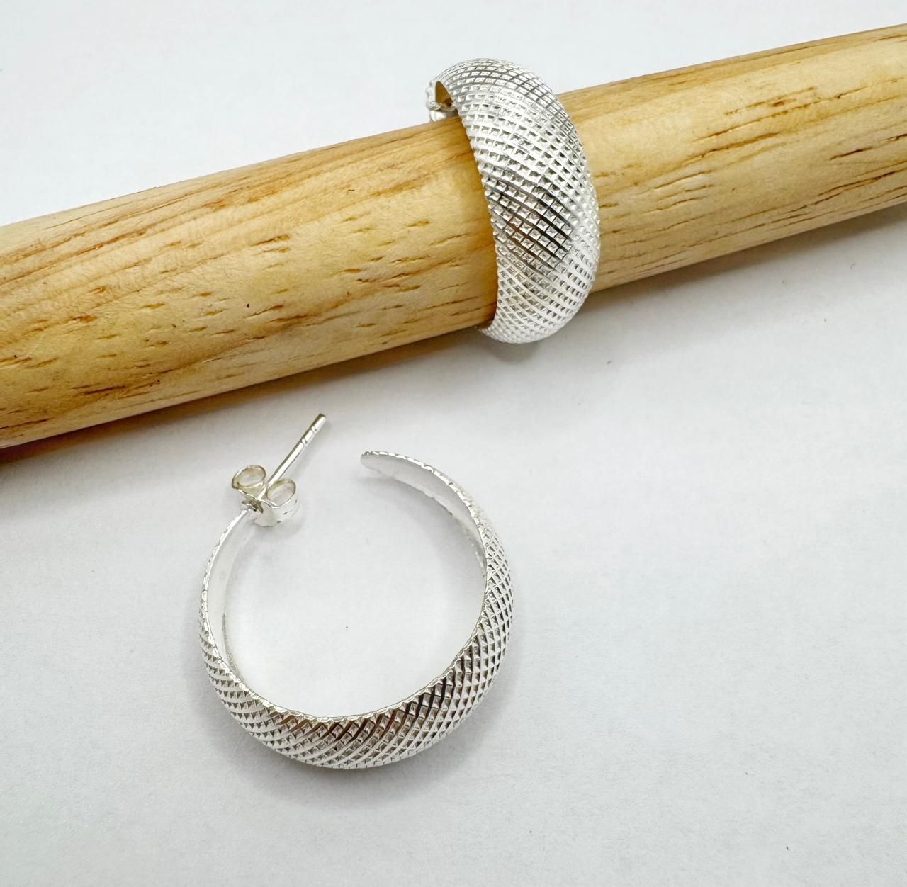 Aretes típico argolla