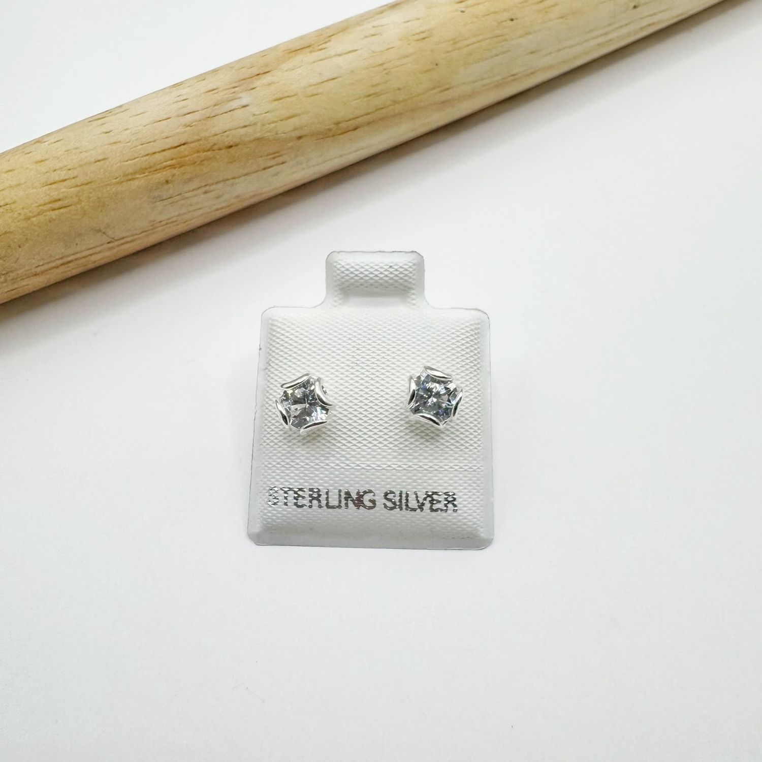 Aretes