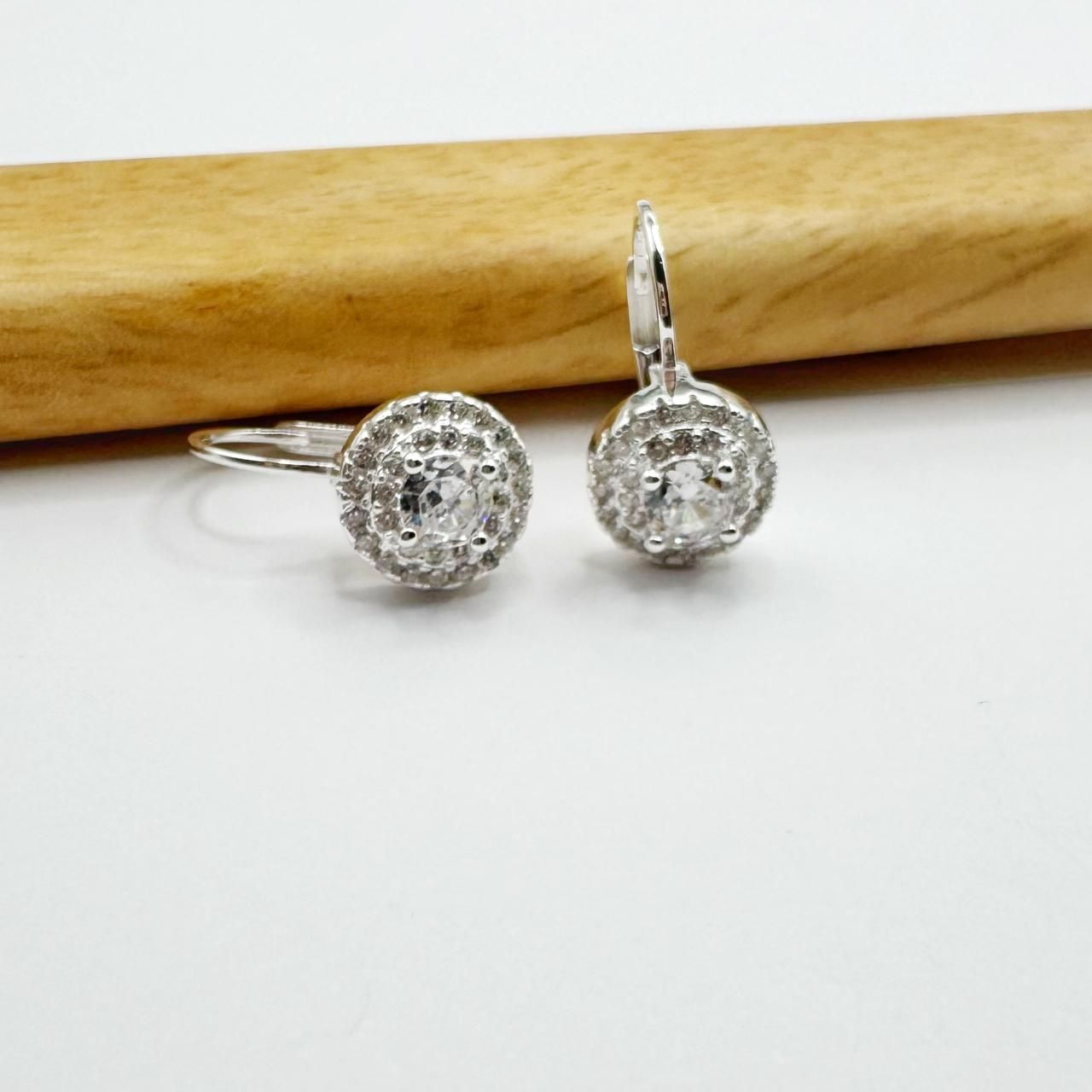 Aretes
