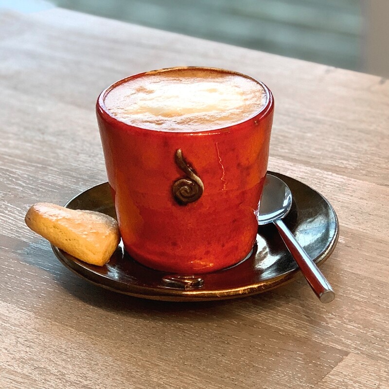 Tasse mit Unterteller