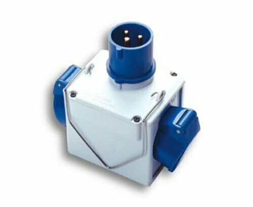 Adattatore industriale doppio colore blu IP44 2 uscite CEE Adattatore industriale doppio colore blu IP44 2 uscite CEE