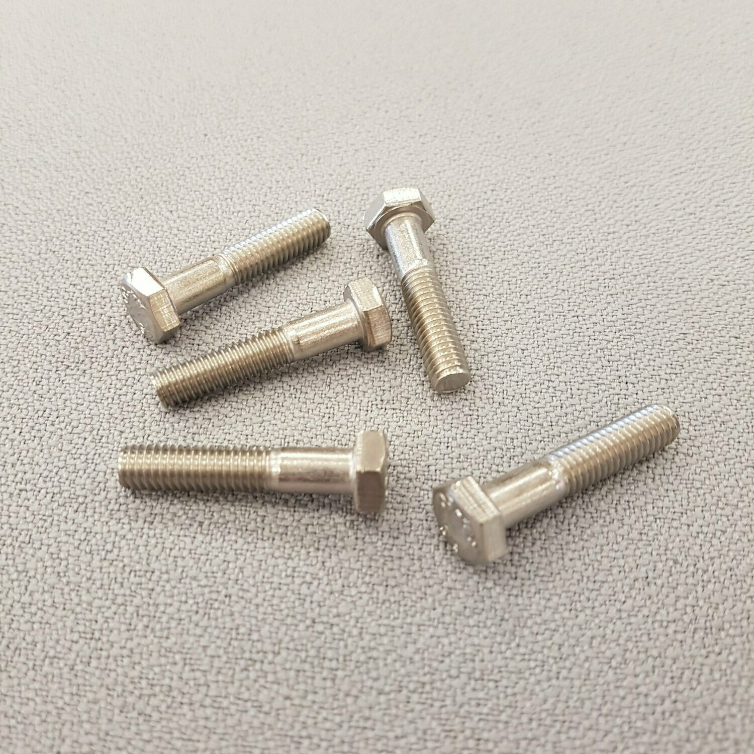 Skruv M6S M6 x 30mm A4