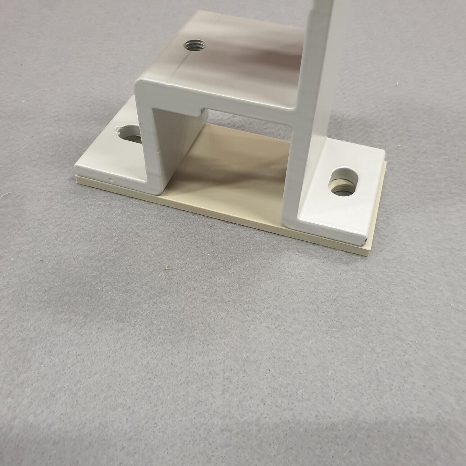 Distansbricka 140x60x5mm Grå