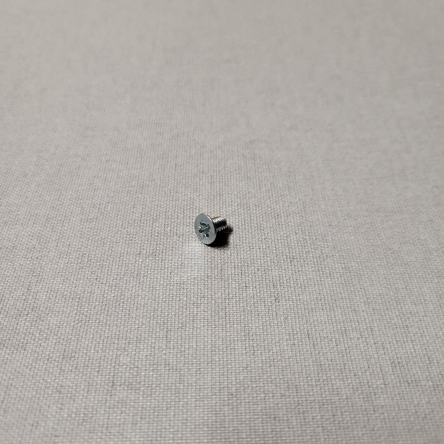 Skruv MFX M4 x 6mm Fzb Pozidrive