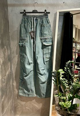 JEANS CARGO BLU