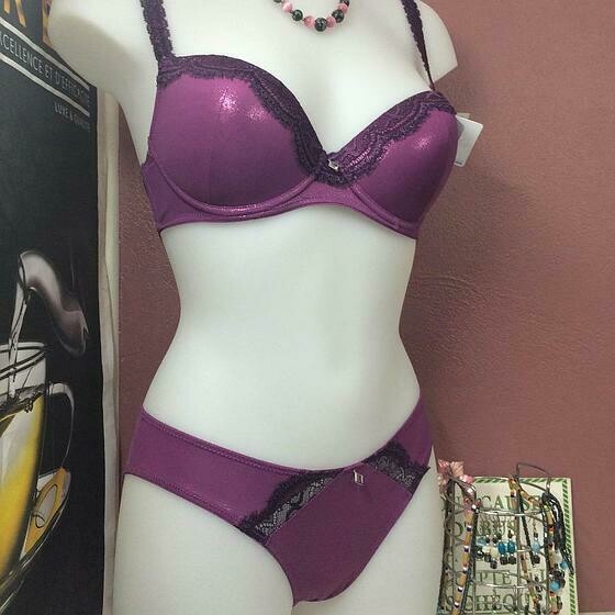 Ensemble push-up et culotte disco