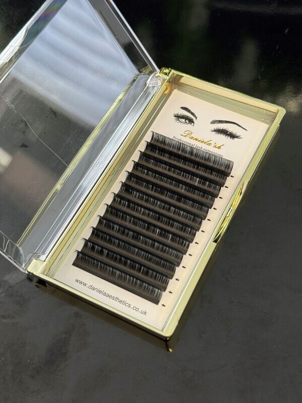 Daniela'sh Professional Lash Extensions