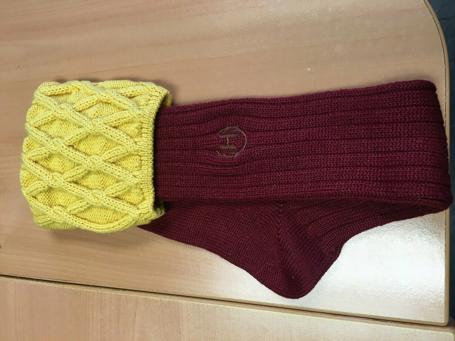 Hunter Balmoral Sock Maroon \u0026 Gold 