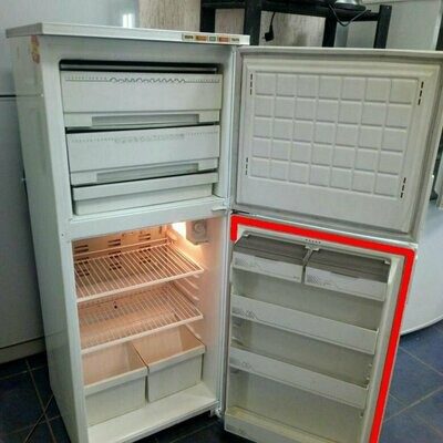 Резина Бирюса 18, 22 (55*83) холодильной камеры