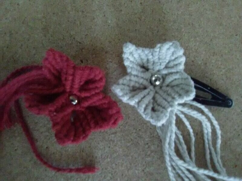 Macramé Flower Hairclips