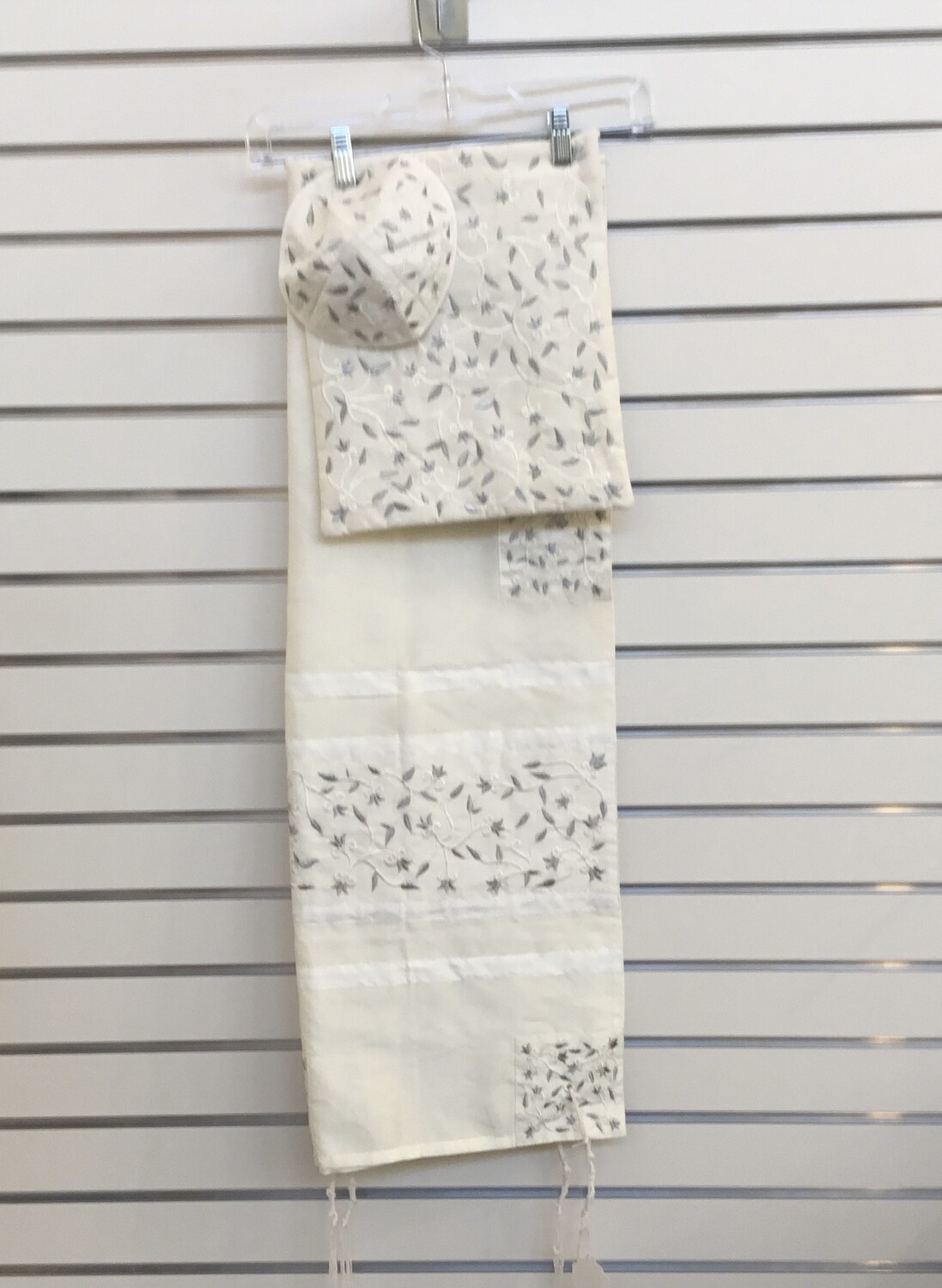 Embroidered Tallit, Kippah and Bag   Cream and Silver Flowers and Leaves