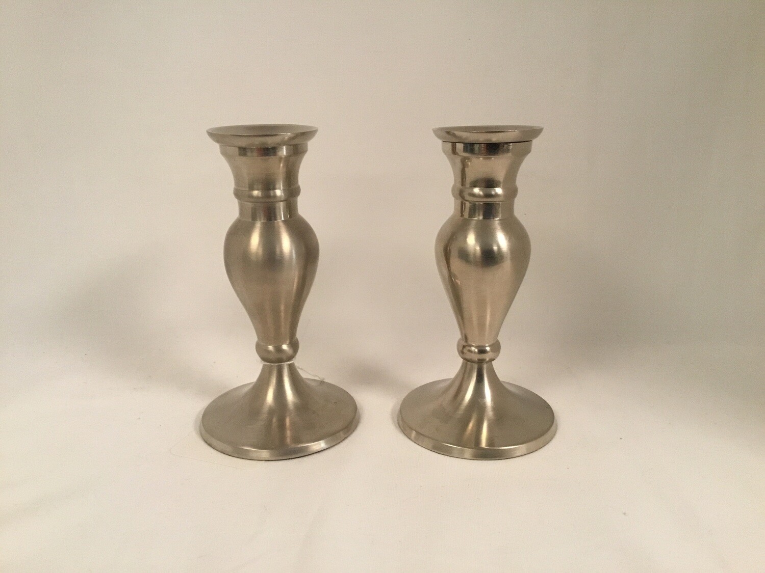 Candleholder Pewter Finish 