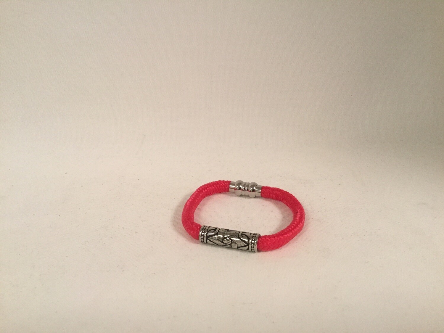 Carved Stainless Barrel Cotton Bracelet-red