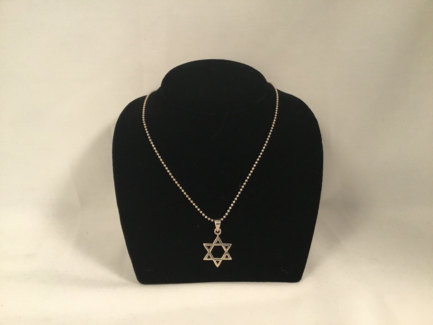 Sterling Silver Star of David w/20&quot; chain