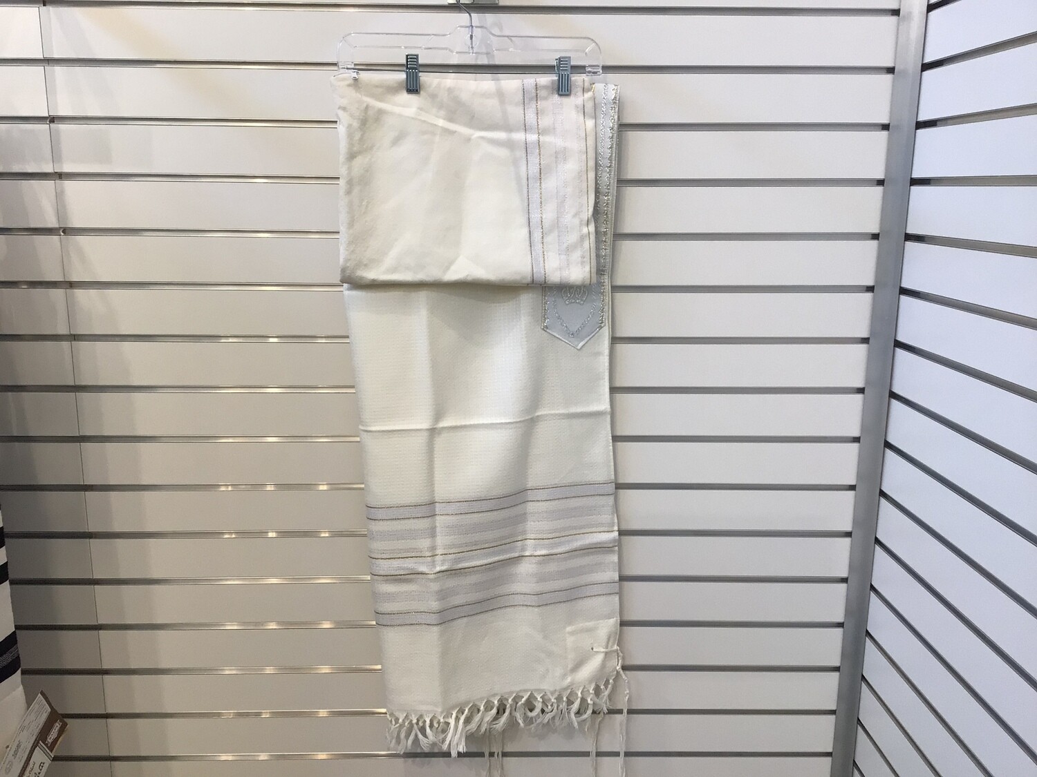 Textured Cream Tallit with White and Gold Stripes with Bag