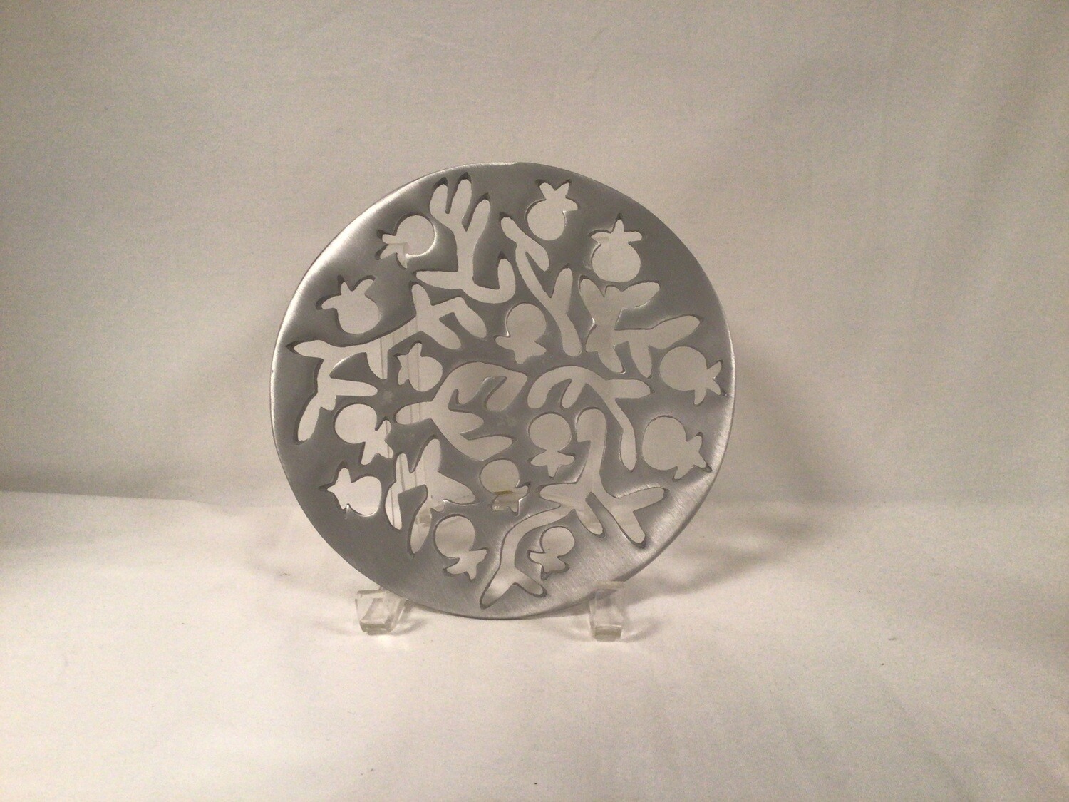Aluminum Round Trivet with Pomegrante Cutouts