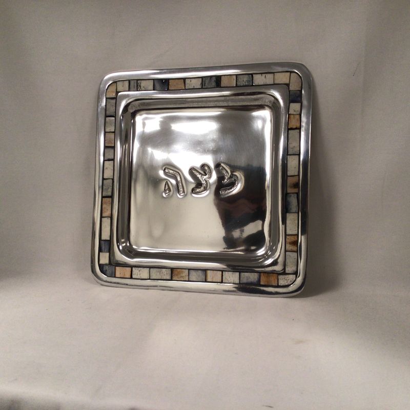 Matzah Tray with Mosaic border square