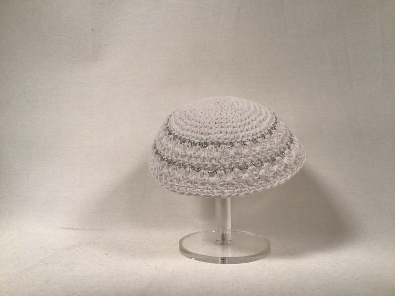White Knitted Kippah with Stitch Silver Stripes