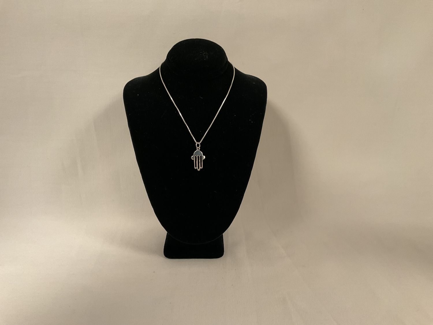 Sterling Silver Modern Hamsa Necklace on 16&quot; Box Chain