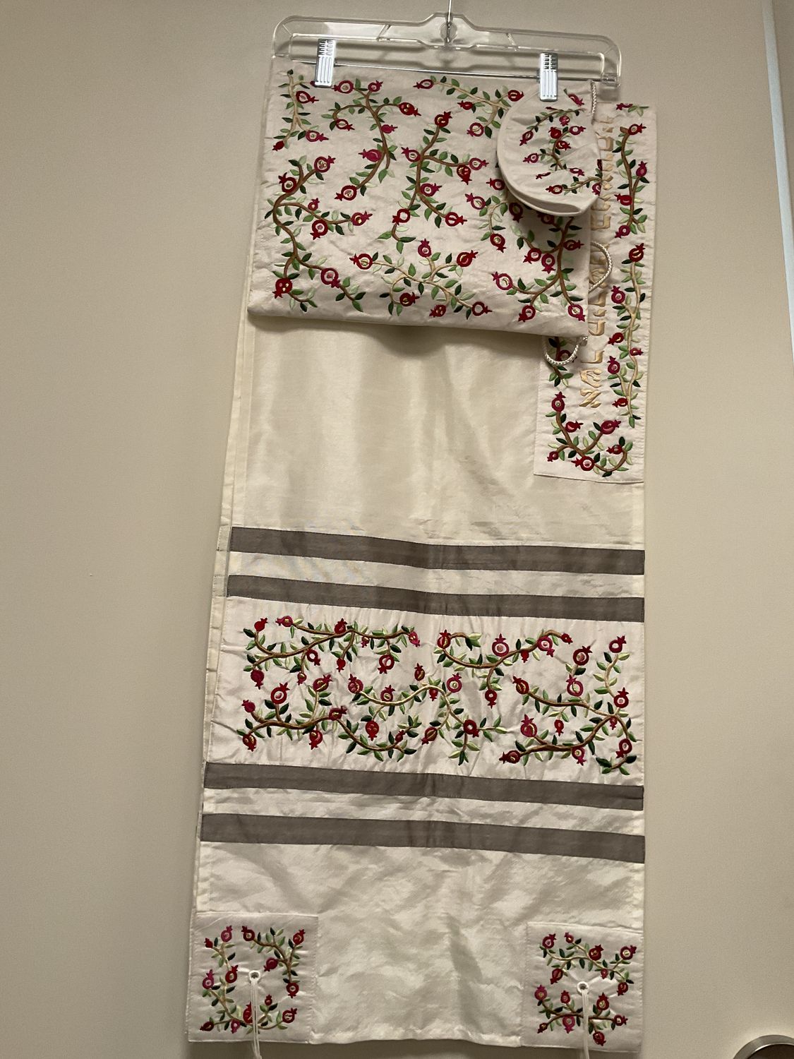 Embroidered Red Pomegranate Tallit Set