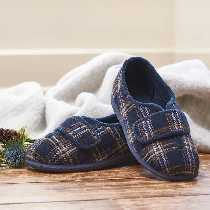 Cosyfeet Ronnie Navy Highland Mens Tartan Slippers
