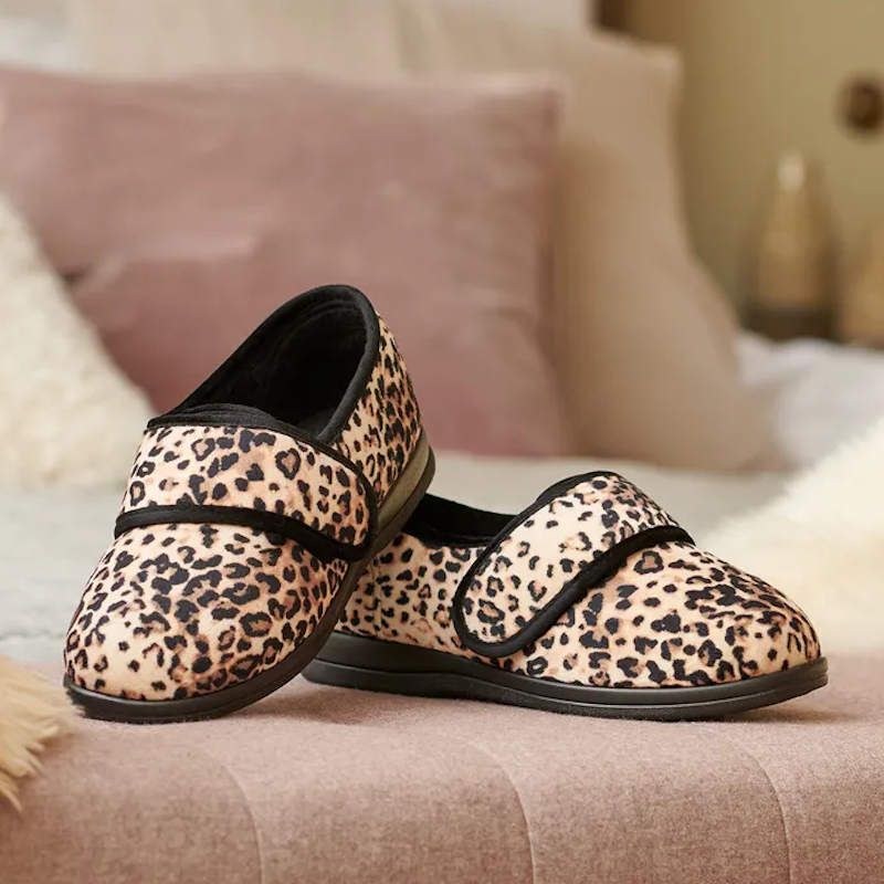 Cosyfeet Holly Leopard Plush Ladies Slippers