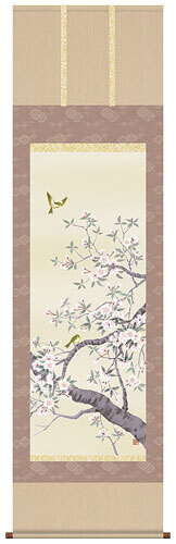 Japanese white-eyes and cherry blossoms.
Code: hng-scrl_a2-023