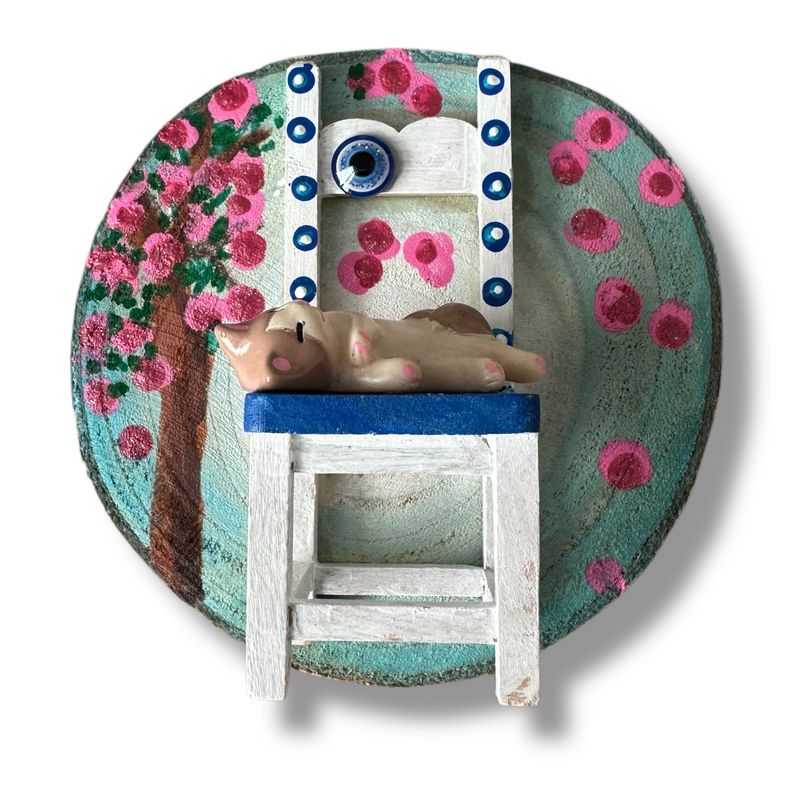 Muurhanger – Miniatuur Stoel met Slapende Kat
