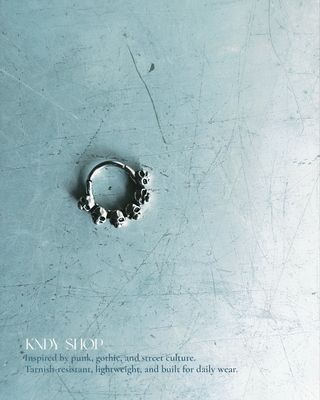 Skulls Hoop