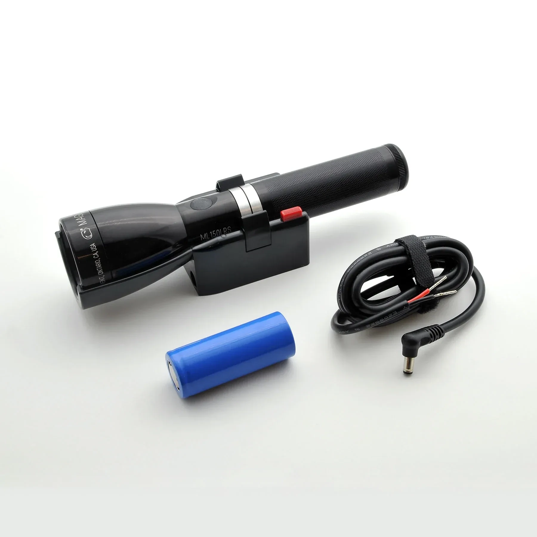 MAGLITE ML150LRS rechargeable LED Flashlight black !! NEW !!