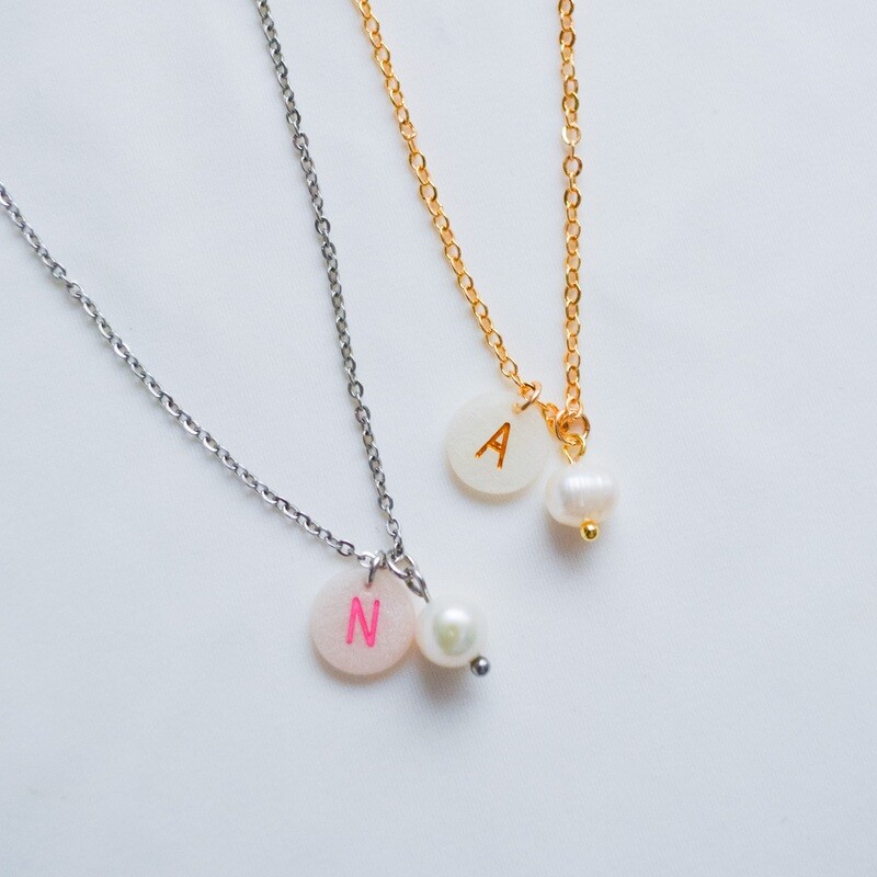 Letter Pearl Necklace- Personalize