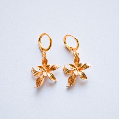 Orchid huggie earrings