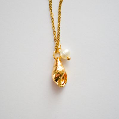 Caracol Necklace