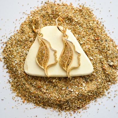 Salá Huggies Earrings