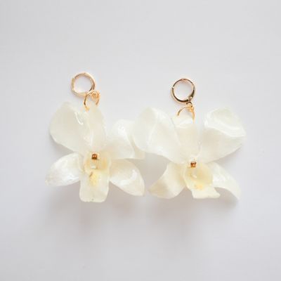 White Orchid earrings- Dendrobium