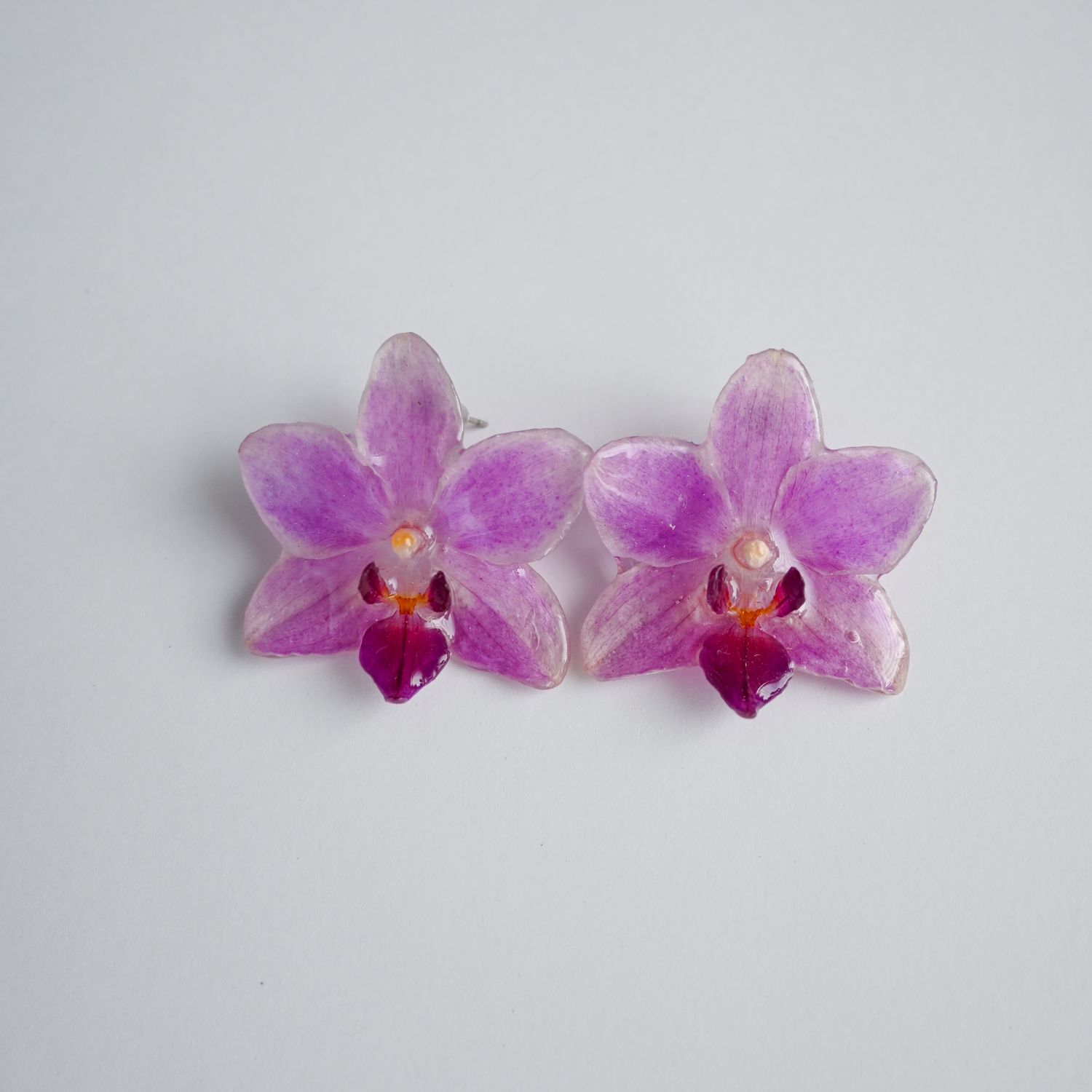 Light purple Mini Orchid earrings