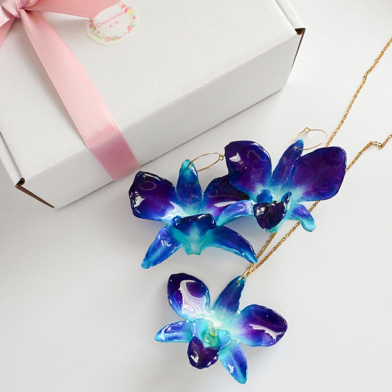 Blue Orchid Gift Set