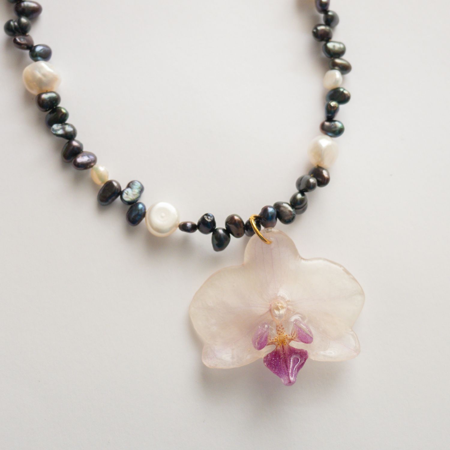 Black pearl Orchid necklace
