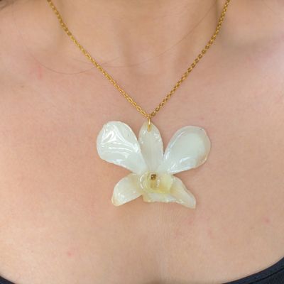 White Orchid necklace- Dendrobium