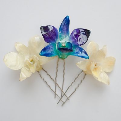 Mini orchid hair pins