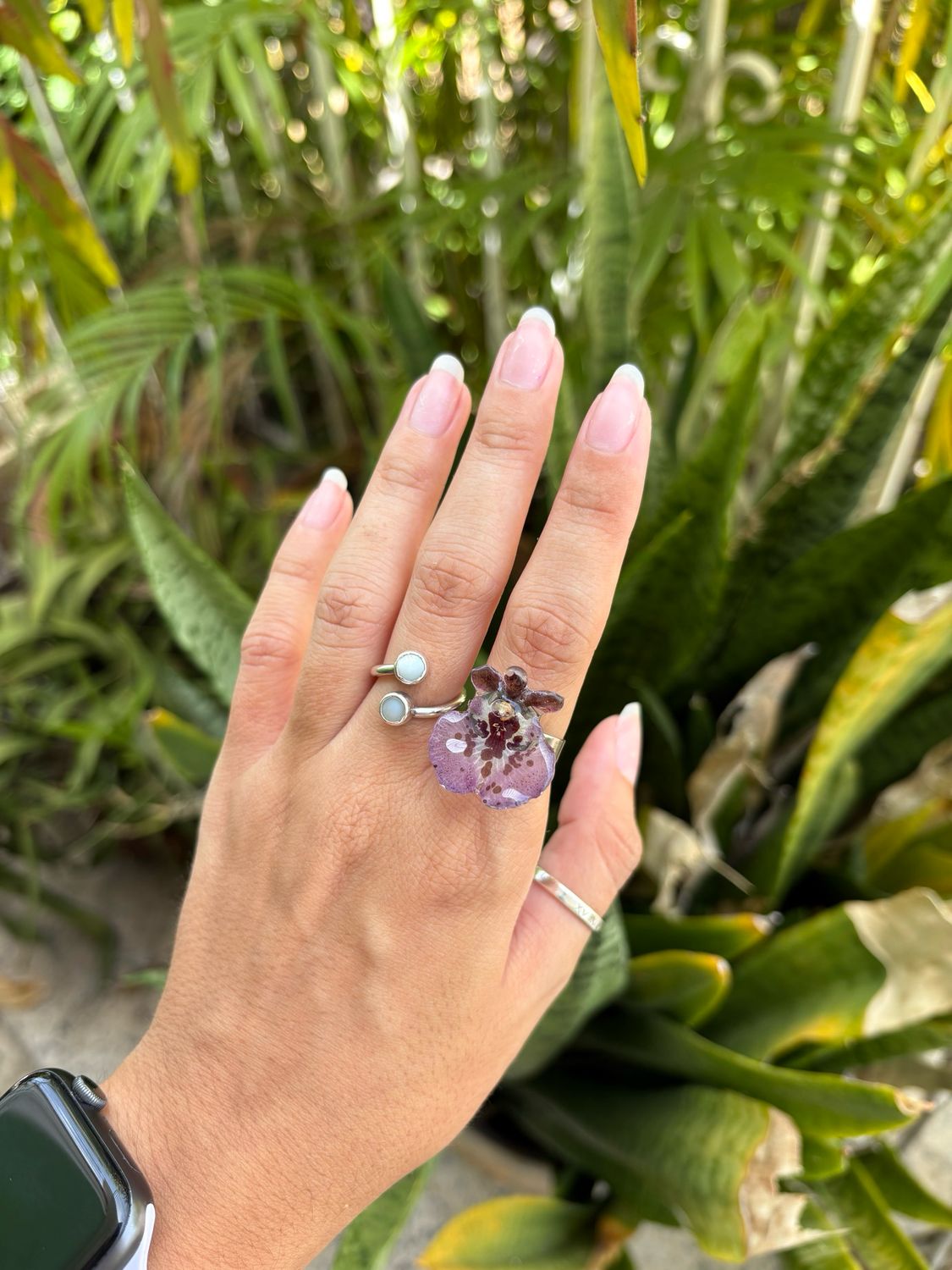 Sortija orquídea personalizada 