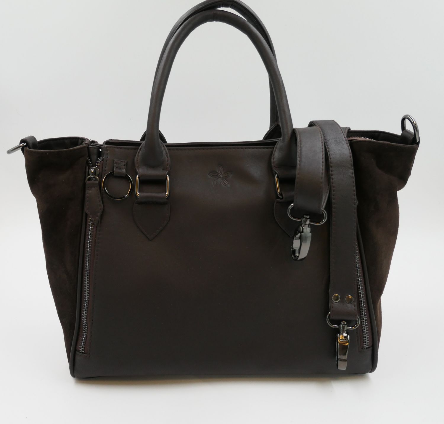 Handtasche aus Echtleder – elegant &amp; funktional KINTAMIDI, Farbe: dark chocolate suede
